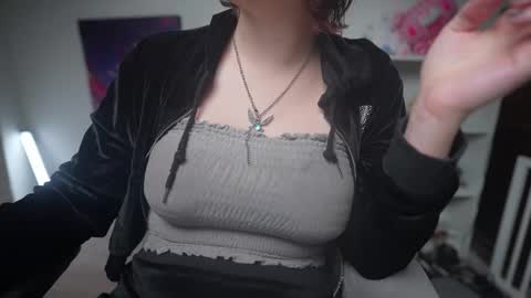 Krystal Syx online show from 03.09.25