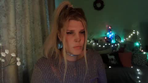 Annika  MTF ts post -op online show from 12.03.24