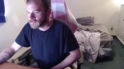 Snapshot of kuggy570 chatting on 05.17.26 Kuggy online show from 05.17.26