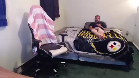 Snapshot of kuggy570 chatting on 06.15.26 Kuggy online show from 06.15.26
