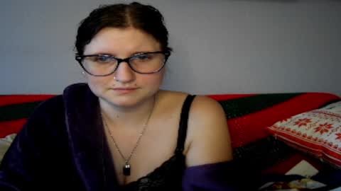 Snapshot of kunzitegoddess chatting on 12.05.24 Samantha online show from 12.05.24