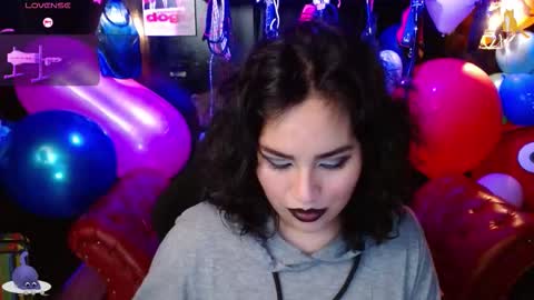 Fetiche Woman online show from 09.15.25