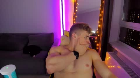 Snapshot of kurt_hanssen chatting on 10.27.25 kurt_hanssen online show from 10.27.25