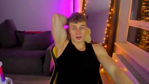 Snapshot of kurt_hanssen chatting on 12.02.25 kurt_hanssen online show from 12.02.25