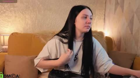 Snapshot of kvetachka chatting on 11.09.25 Kvetachka Thu-Sun 0900am-1500pmGTM2 online show from 11.09.25