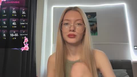 Snapshot of kvetapin chatting on 02.09.26 Bella and Alexandra online show from 02.09.26