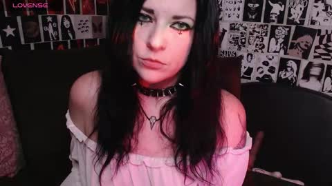 Snapshot of kvopa chatting on 10.17.25 Kvopa online show from 10.17.25