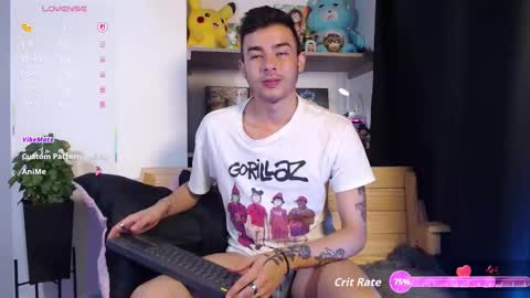 Snapshot of kyle_bratz chatting on 10.07.25 kyle online show from 10.07.25