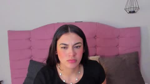 kylie_ls online show from 10.18.25