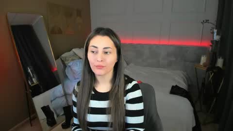 Snapshot of kylie_mellow chatting on 04.28.26 Kylie online show from 04.28.26