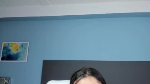 Kylie Reyes  online show from 01.26.25