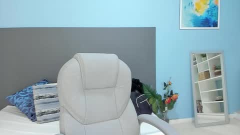 Kylie Reyes  online show from 10.08.25