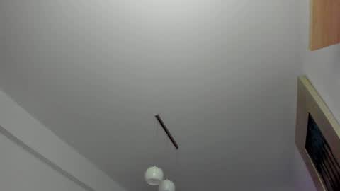 Snapshot of kylieety chatting on 01.04.25 KYLIE online show from 01.04.25