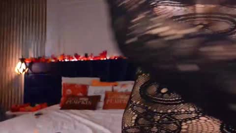 Kylie  online show from 10.20.25