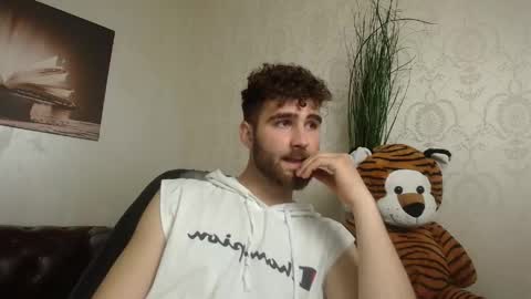 KyloEast online show from 04.24.26