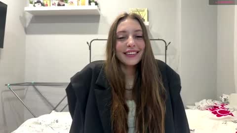 Snapshot of kymberlyrosenlof chatting on 06.09.26 Selena online show from 06.09.26