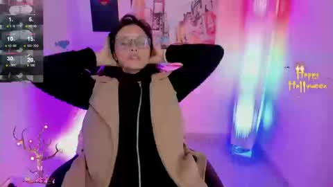 Kyomi online show from 11.21.25