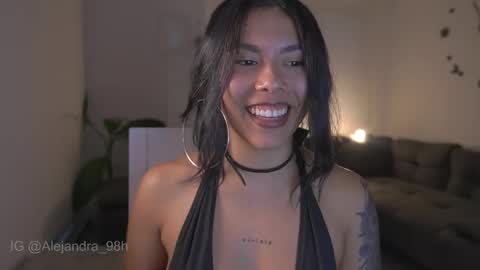 schedule 300 pm - 1100pm colombia time online show from 02.23.26