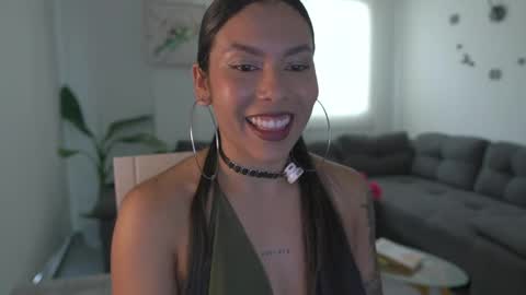 schedule 300 pm - 1100pm colombia time online show from 04.09.26