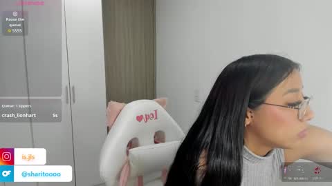 Snapshot of kyy_isa chatting on 03.10.26 IG online show from 03.10.26