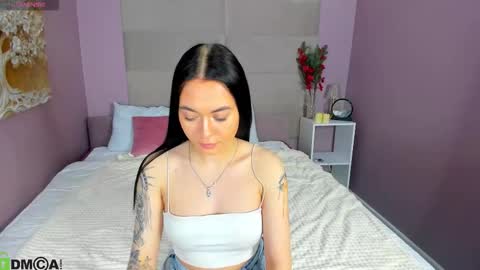 Snapshot of l1llian_lee chatting on 02.19.26 lilia online show from 02.19.26