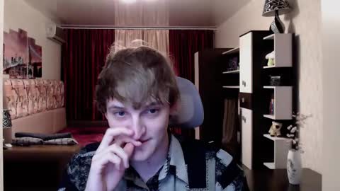 Snapshot of l1onkennedy chatting on 10.02.25 l1onkennedy online show from 10.02.25