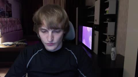 Snapshot of l1onkennedy chatting on 11.29.25 l1onkennedy online show from 11.29.25