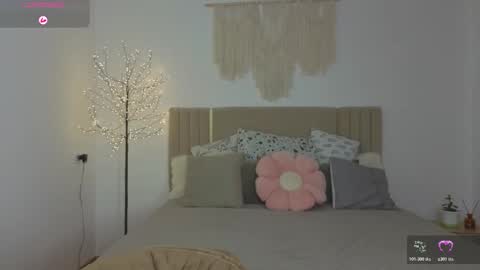 Margo  online show from 11.30.25