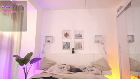 Snapshot of l1ttle_kiki chatting on 06.27.26 Viktoria White online show from 06.27.26