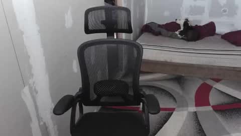 l1v1nth3dr3am online show from 09.15.25