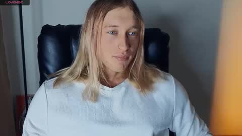 Snapshot of l_adonis_l chatting on 02.16.26 Adonis online show from 02.16.26