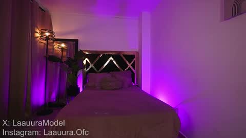 Only Fans  laauura online show from 02.02.26