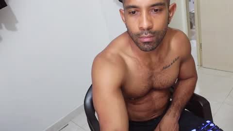 Snapshot of lacasadelosmunecosbq chatting on 07.12.26 Bruno Smith online show from 07.12.26