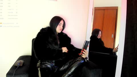 lace_victoria online show from 01.11.25