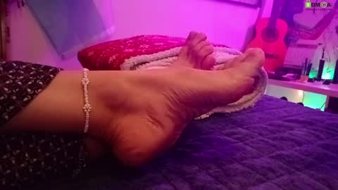 lachicadeldiablo online show from 04.10.26