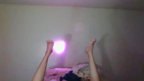 lachickadelbronx online show from 02.12.25