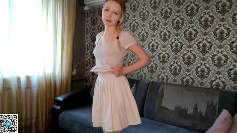 Snapshot of ladawnloser chatting on 05.20.26 Lada online show from 05.20.26