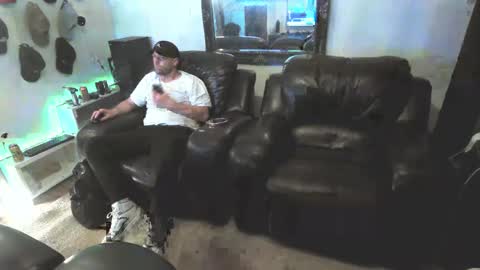 Hectic online show from 10.13.25