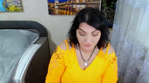 lady_boom_ online show from 10.10.25