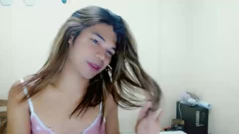 Snapshot of lady_in_town0 chatting on 04.17.26 Natasha online show from 04.17.26