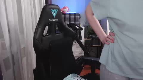 Angelika online show from 10.07.25