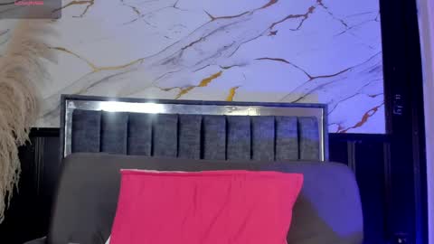 lady_lucy69 online show from 04.21.26