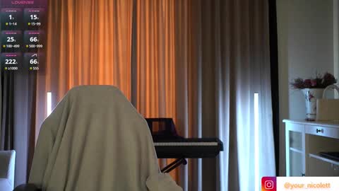 lady_nicolett online show from 10.08.25