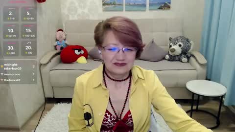 Snapshot of lady_sexy_di chatting on 05.12.26 Diana online show from 05.12.26