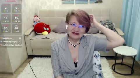 Snapshot of lady_sexy_di chatting on 05.14.26 Diana online show from 05.14.26