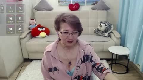 Snapshot of lady_sexy_di chatting on 05.31.26 Diana online show from 05.31.26