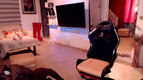 Snapshot of lady_sovereign chatting on 01.30.25 M MMY online show from 01.30.25