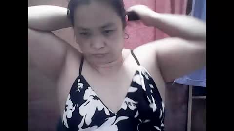 Snapshot of ladybignipples4u chatting on 09.21.25 ladybignipples4u online show from 09.21.25