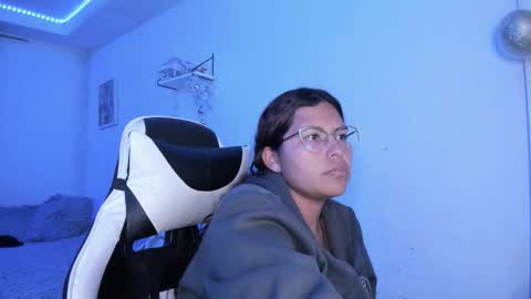  Lady  online show from 12.15.25