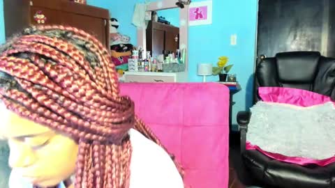 Snapshot of ladydanniela chatting on 12.04.24 leidy daniela online show from 12.04.24